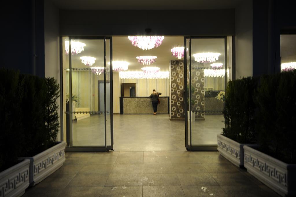מרמריס Luna Beach Deluxe Hotel מראה חיצוני תמונה