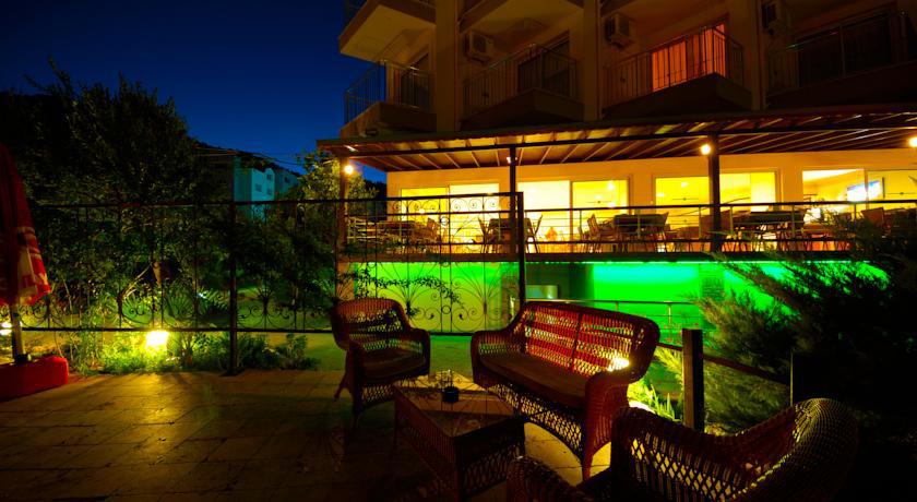 מרמריס Luna Beach Deluxe Hotel מראה חיצוני תמונה