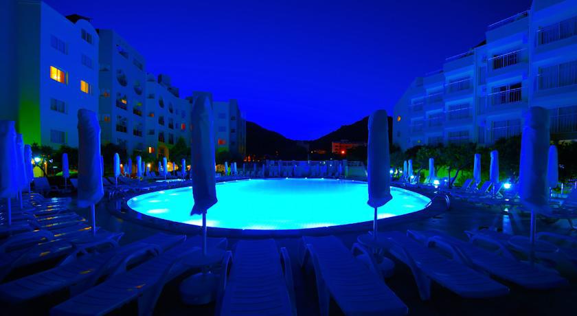 מרמריס Luna Beach Deluxe Hotel מראה חיצוני תמונה
