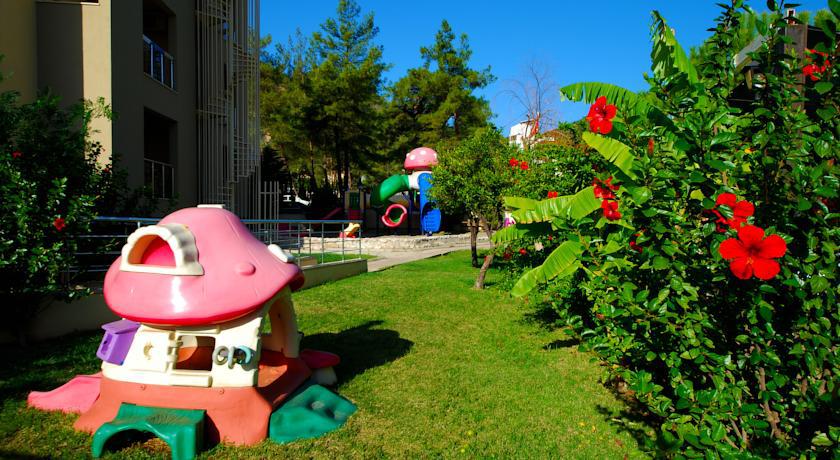 מרמריס Luna Beach Deluxe Hotel מראה חיצוני תמונה