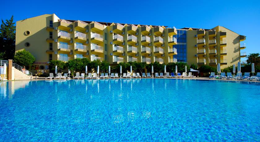 מרמריס Luna Beach Deluxe Hotel מראה חיצוני תמונה